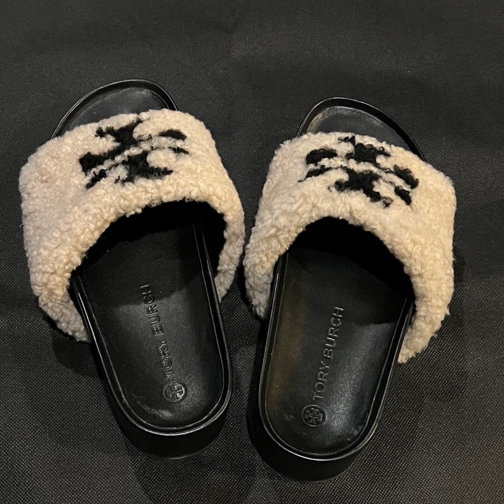 Tory Burch Double T Faux Shearlin Platform Sandals